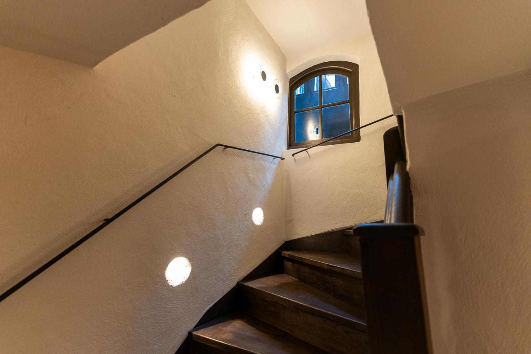 Wunderschoenes Altbaujuwel In Ruhiger Innenstadtlage Augsburgo Exterior foto